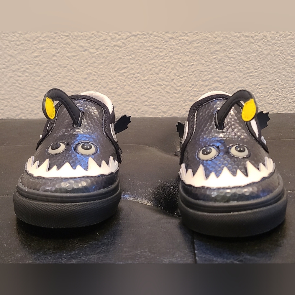 Vans TODDLER SLIP-ON V ANGLER FISH SHOE
